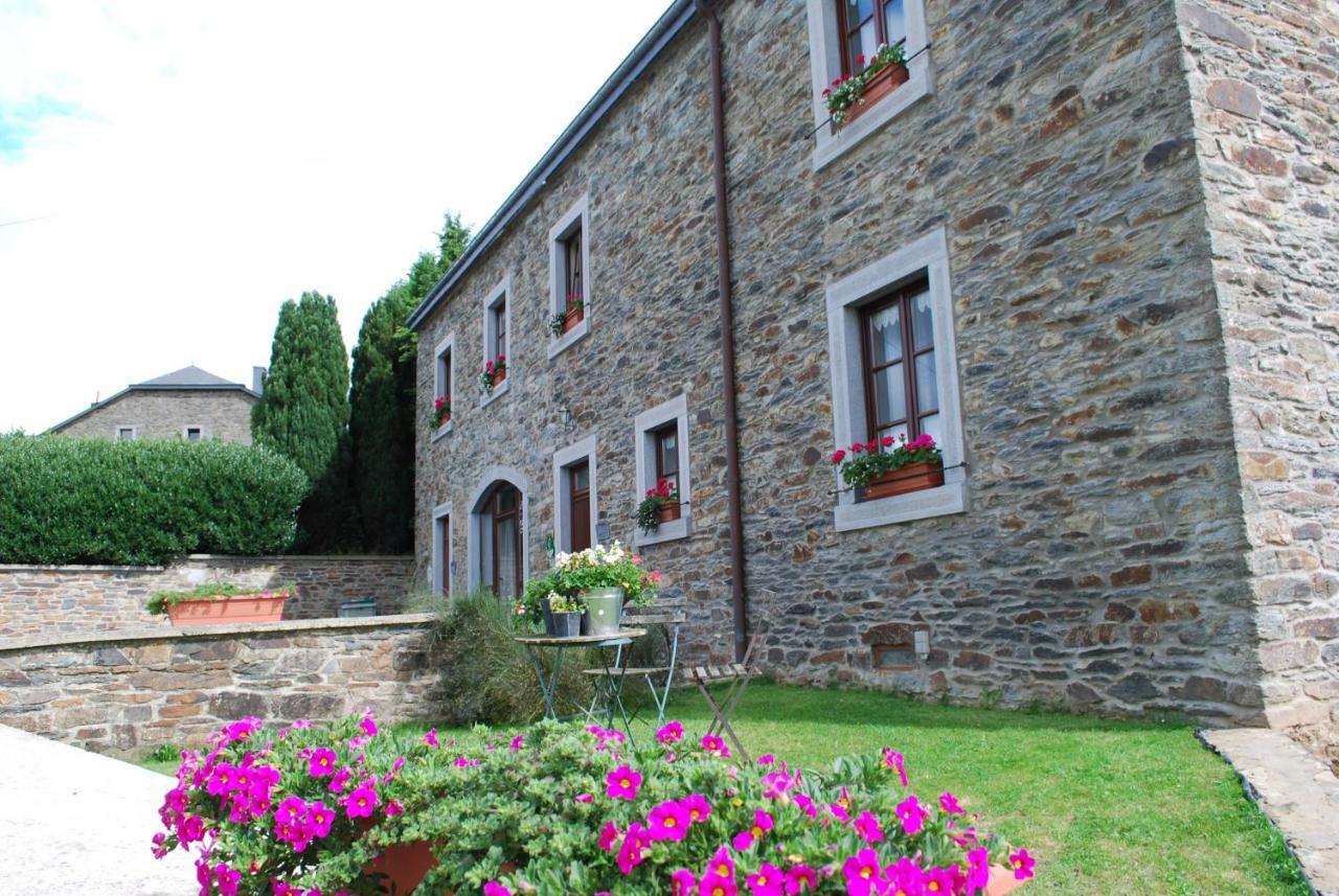 Vila Petite Reine Bertrix Exteriér fotografie